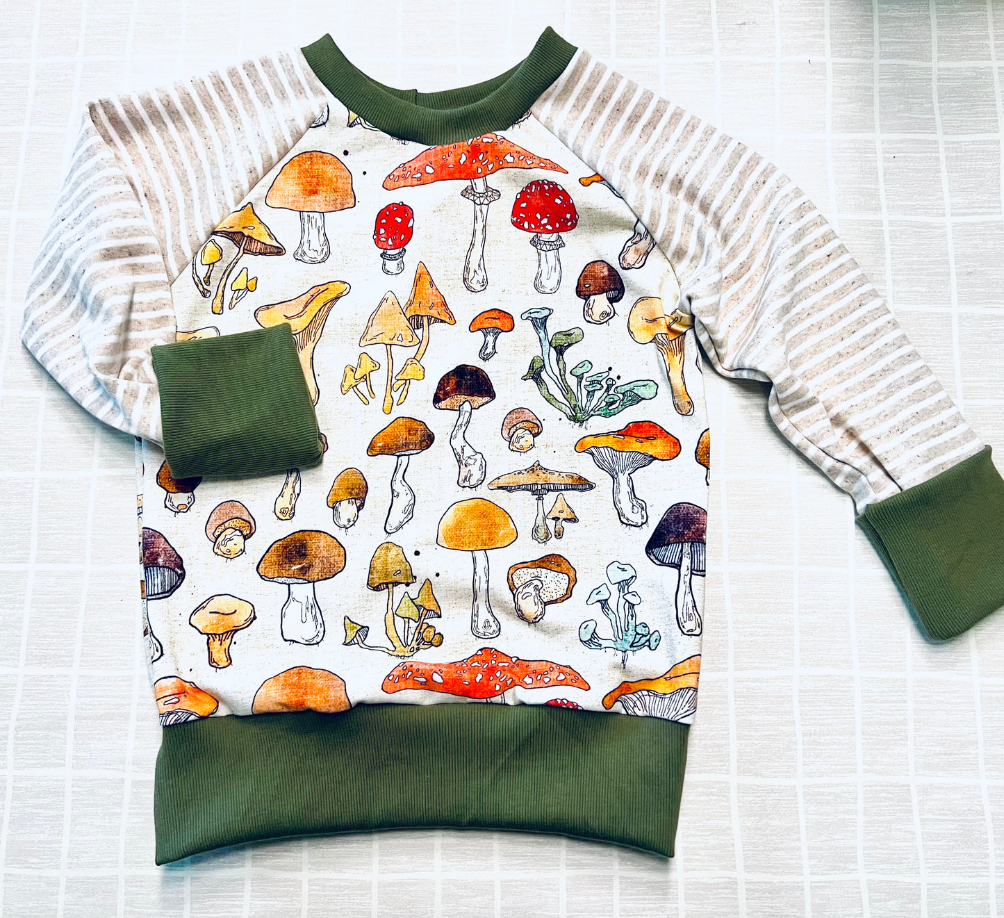 GWM Mushroom Pullover