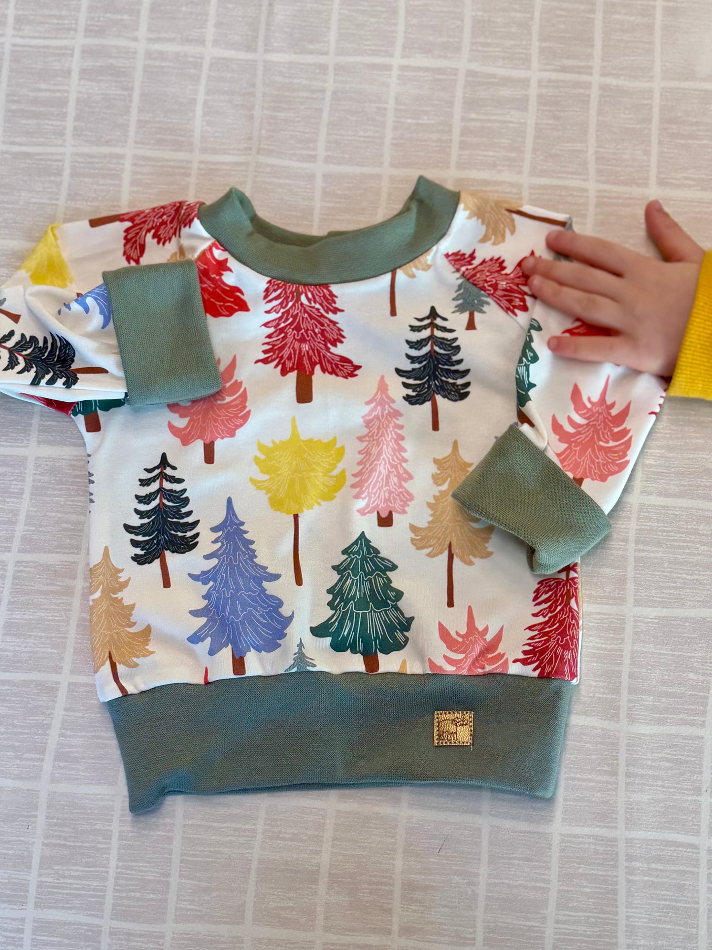 Vintage Ceramic Trees Pullover and Lounge Sets