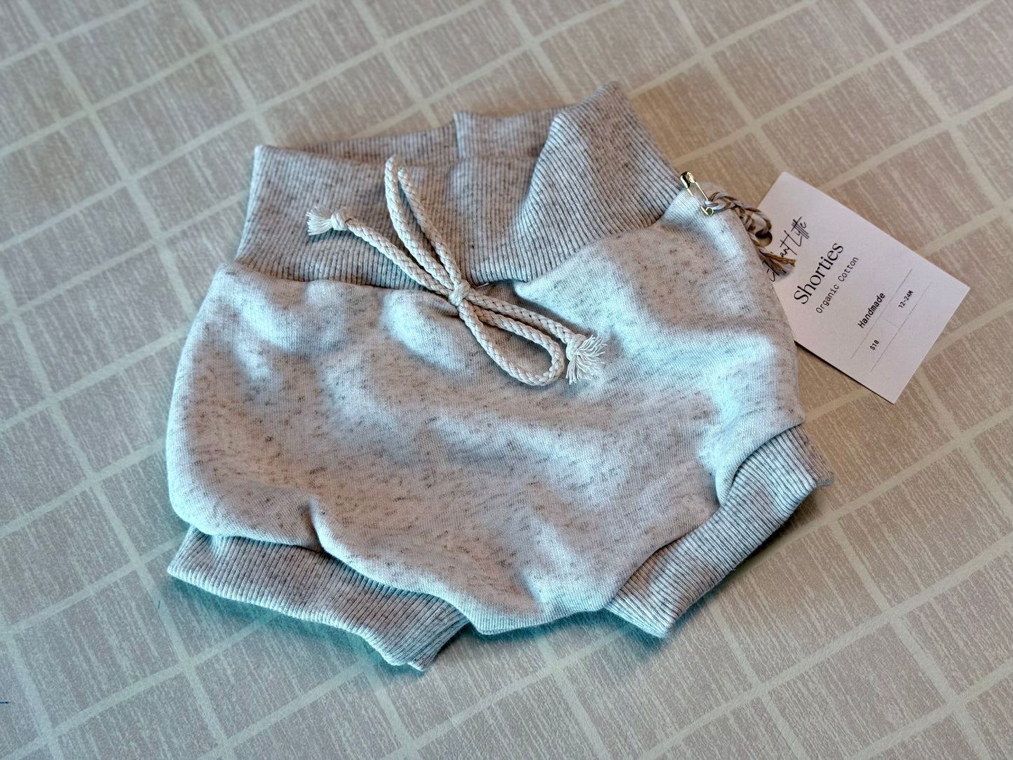 Heathered Wheat Shorties