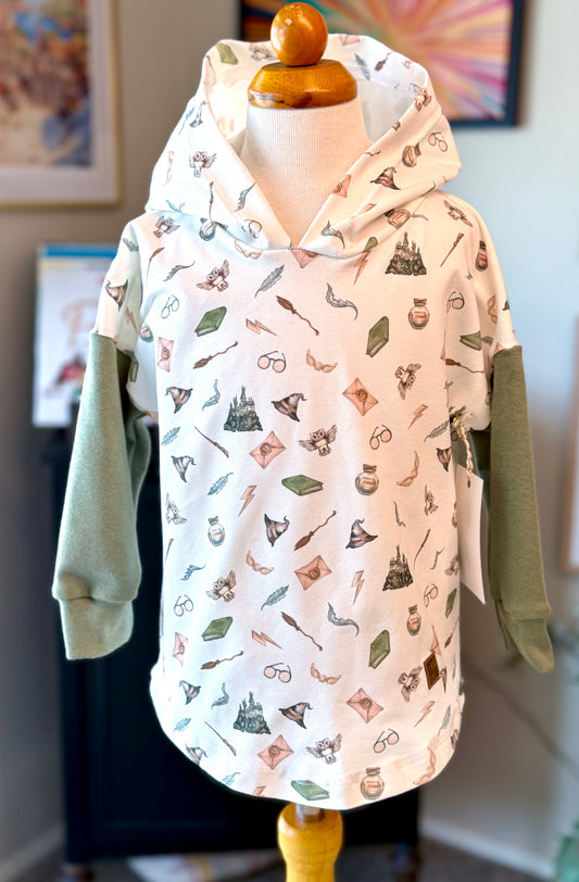 Magical hooded tee