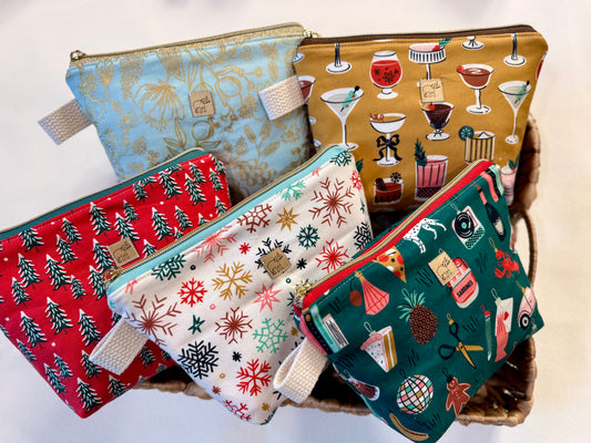 Retro Ornaments Zip Pouch